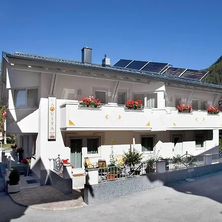 Gasthof Ferienresidenz La Längenfeld